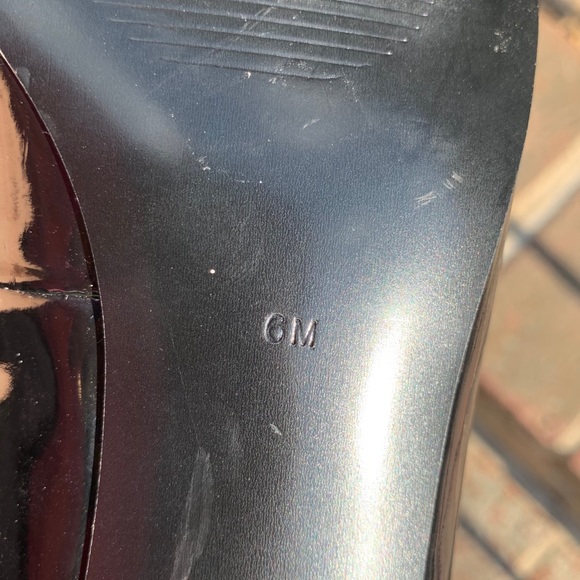 Women’s Guess Black kitten Heels - Picture 8 of 8